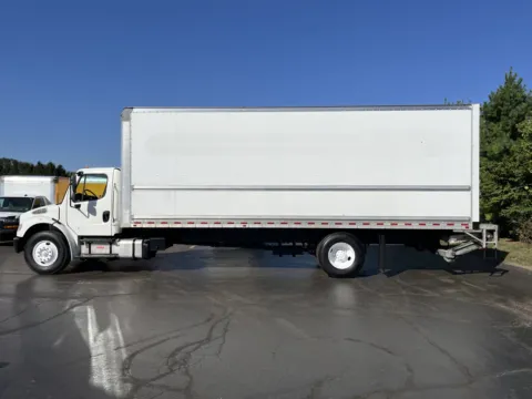 Photos of 2020 Freightliner M2 26ft Box Truck for sale in Crystal Lake, IL at Signature Truck Center