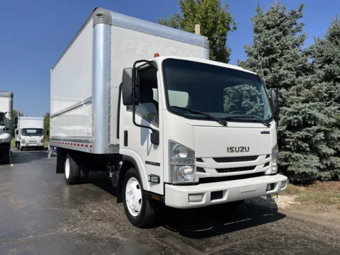 Another view of 2020 Isuzu NPR 16ft Box Truck with Lift Gate for sale in Crystal Lake, IL at Signature Truck Center