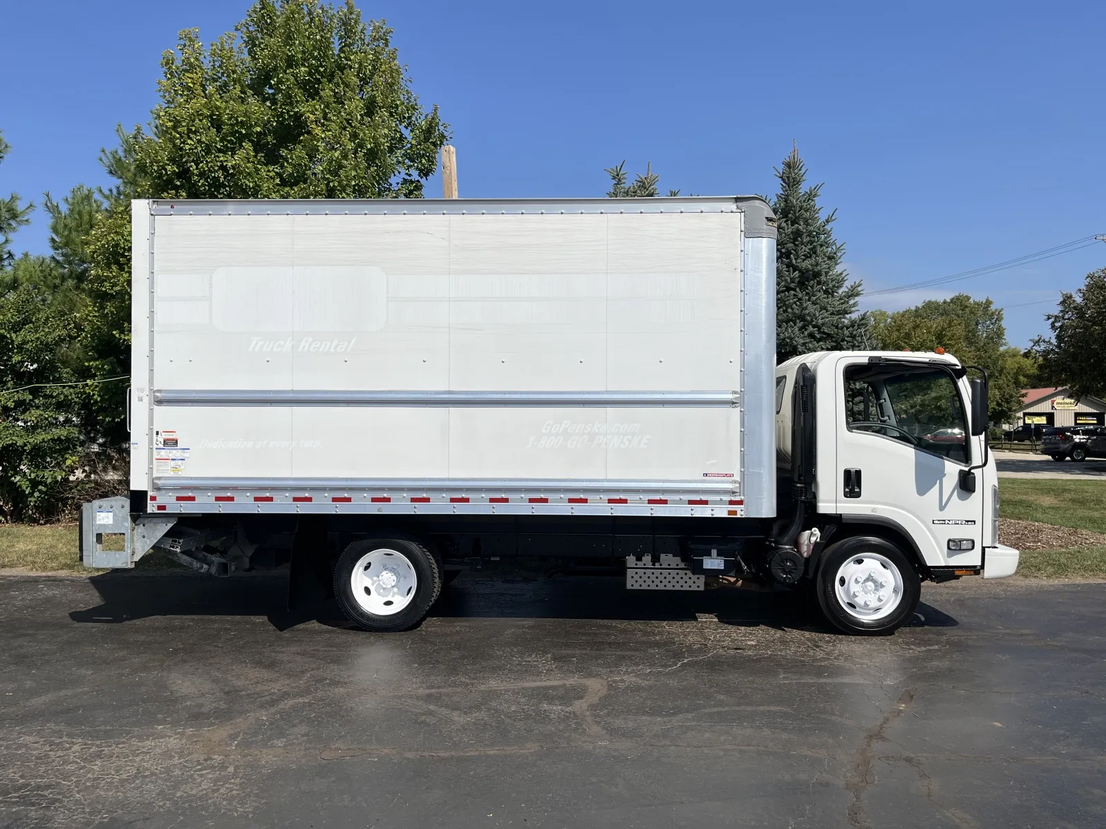 2020 Isuzu NPR 16ft Box Truck with Lift Gate