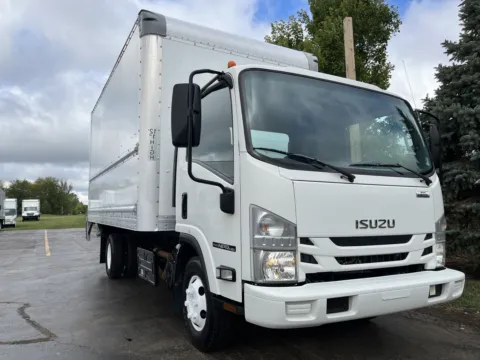 Another view of 2019 Isuzu NPR 16ft Box Truck with Lift Gate for sale in Crystal Lake, IL at Signature Truck Center