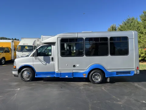Photos of 2017 Chevrolet 3500 Shuttle Bus for sale in Crystal Lake, IL at Signature Truck Center
