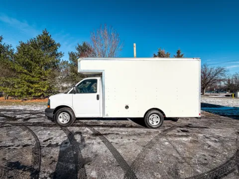 Photos of 2019 Chevrolet 3500 12ft Box truck for sale in Crystal Lake, IL at Signature Truck Center