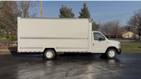 White 2022 Ford E-350 16ft Box Truck for sale in Crystal Lake, IL