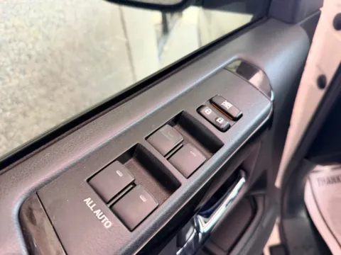 More photos of 2019 TOYOTA 4RUNNER LIMITED NIGHT SHADE at 712 Auto Sales, NM