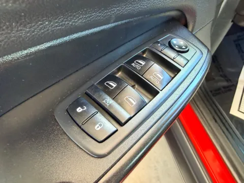 More photos of 2019 JEEP CHEROKEE TRAILHAWK at 712 Auto Sales, NM