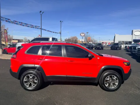 Another view of 2019 JEEP CHEROKEE TRAILHAWK for sale in Albuquerque, NM at 712 Auto Sales