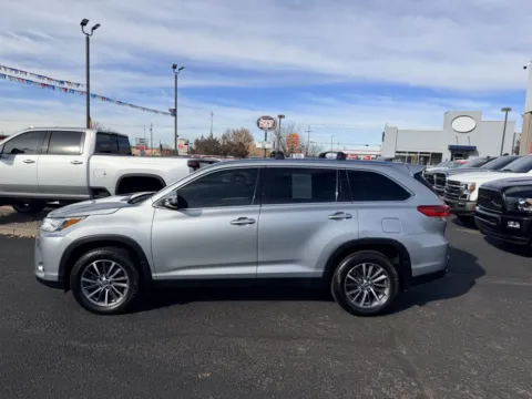 Photos of 2019 TOYOTA HIGHLANDER XLE for sale in Albuquerque, NM at 712 Auto Sales