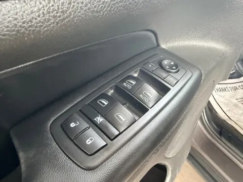 More photos of 2019 JEEP GRAND CHEROKEE LAREDO at 712 Auto Sales, NM