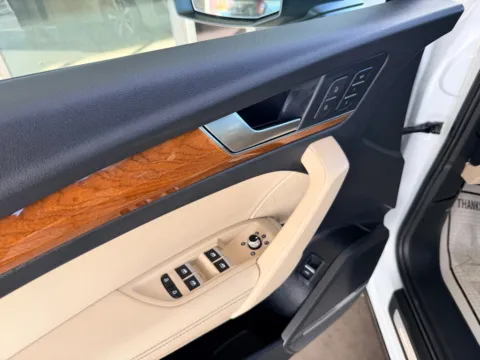 More photos of 2023 AUDI Q5 PREMIUM PLUS 45 at 712 Auto Sales, NM