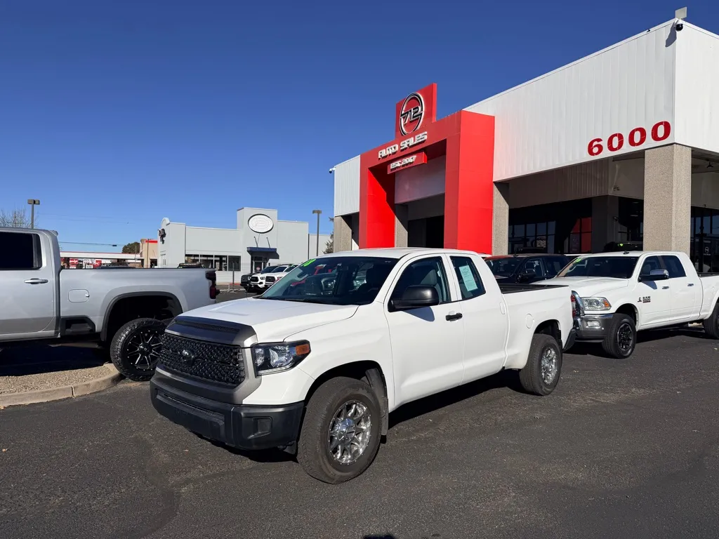 White 2018 TOYOTA TUNDRA DOUBLE CAB SR for sale in Albuquerque, NM