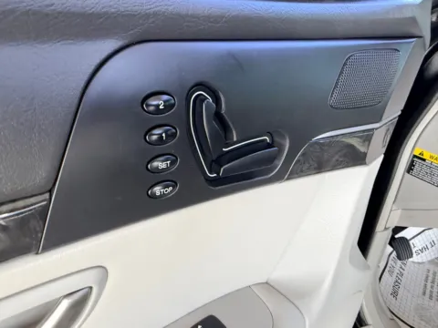 More photos of 2009 KIA AMANTI at 712 Auto Sales, NM