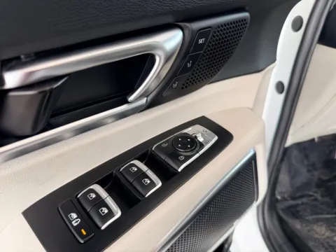 More photos of 2020 KIA TELLURIDE SX at 712 Auto Sales, NM