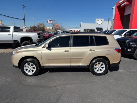 Photos of 2012 TOYOTA HIGHLANDER BASE for sale in Albuquerque, NM at 712 Auto Sales