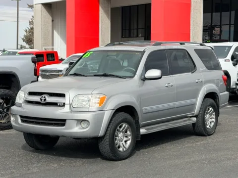 Silver 2005 TOYOTA SEQUOIA LIMITED for sale in Albuquerque, NM