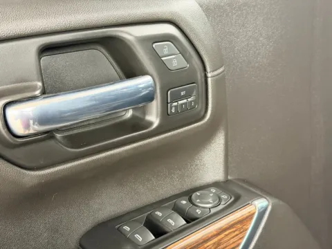 More photos of 2022 CHEVROLET SILVERADO LTD 1 HIGH COUNTRY at 712 Auto Sales, NM