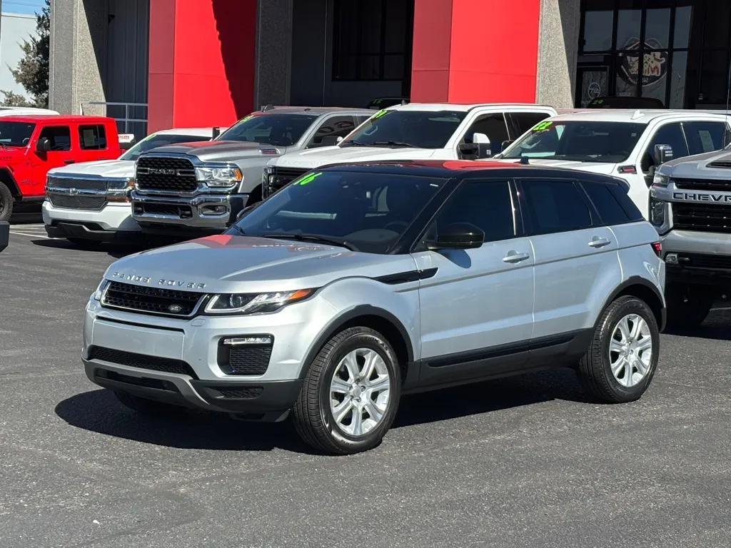 2016 Land Rover Range Rover Evoque SE's photo