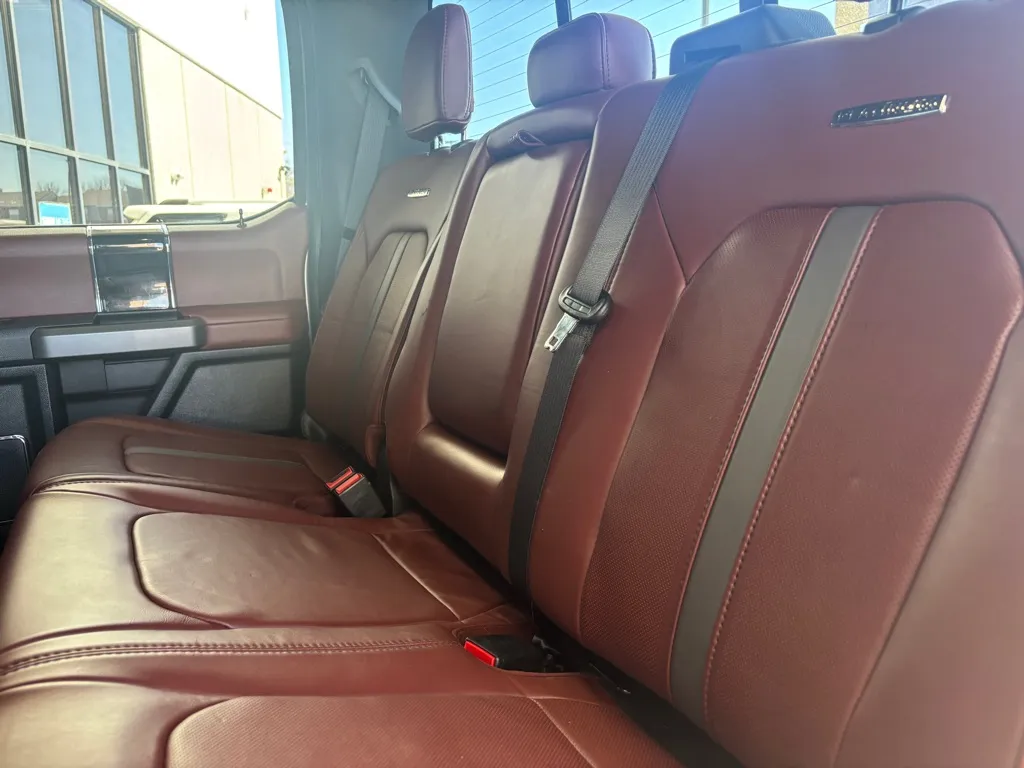 2022 Ford F-350 Super Duty Platinum - Photo 24