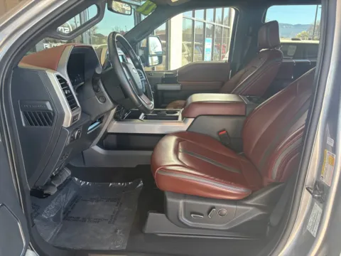 More photos of 2022 FORD F350 SUPER DUTY at 712 Auto Sales, NM