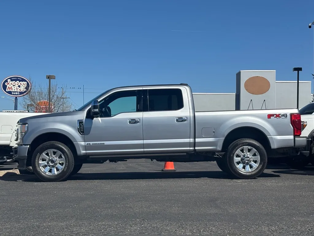 2022 Ford F-350 Super Duty Platinum - Photo 42