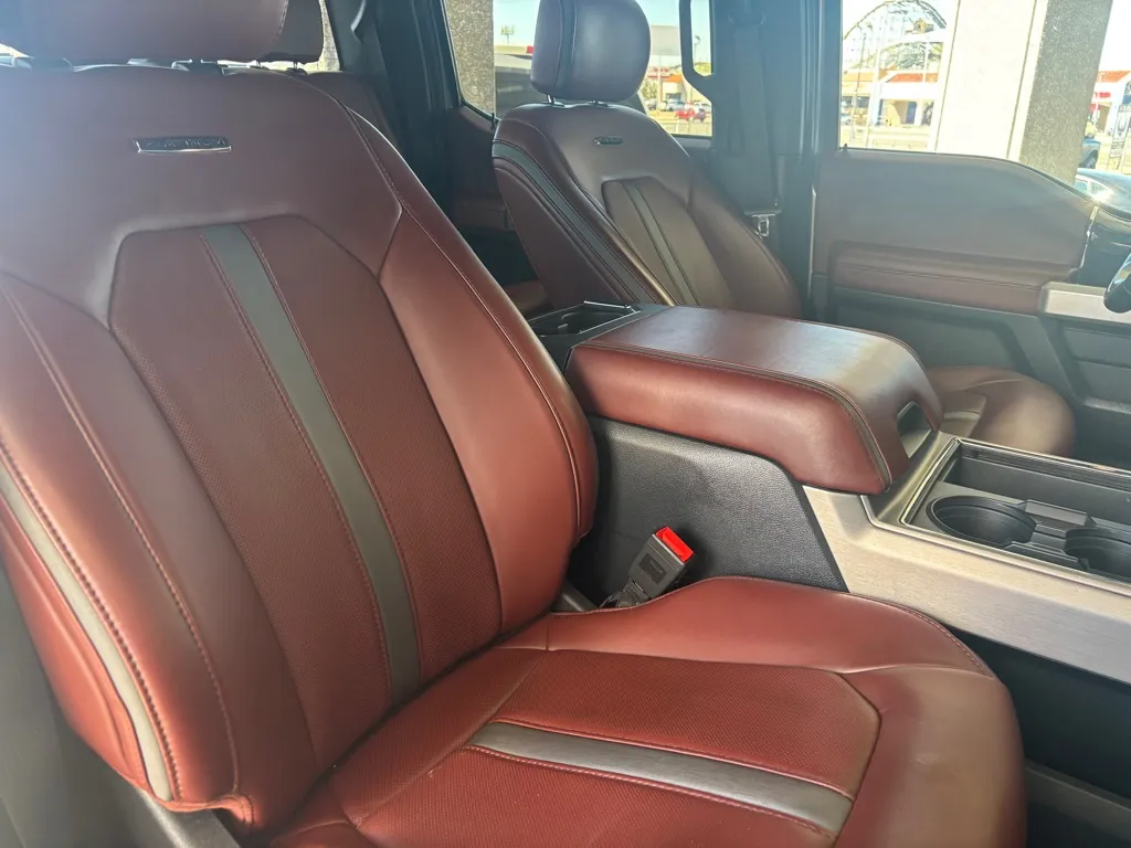 2022 Ford F-350 Super Duty Platinum - Photo 34