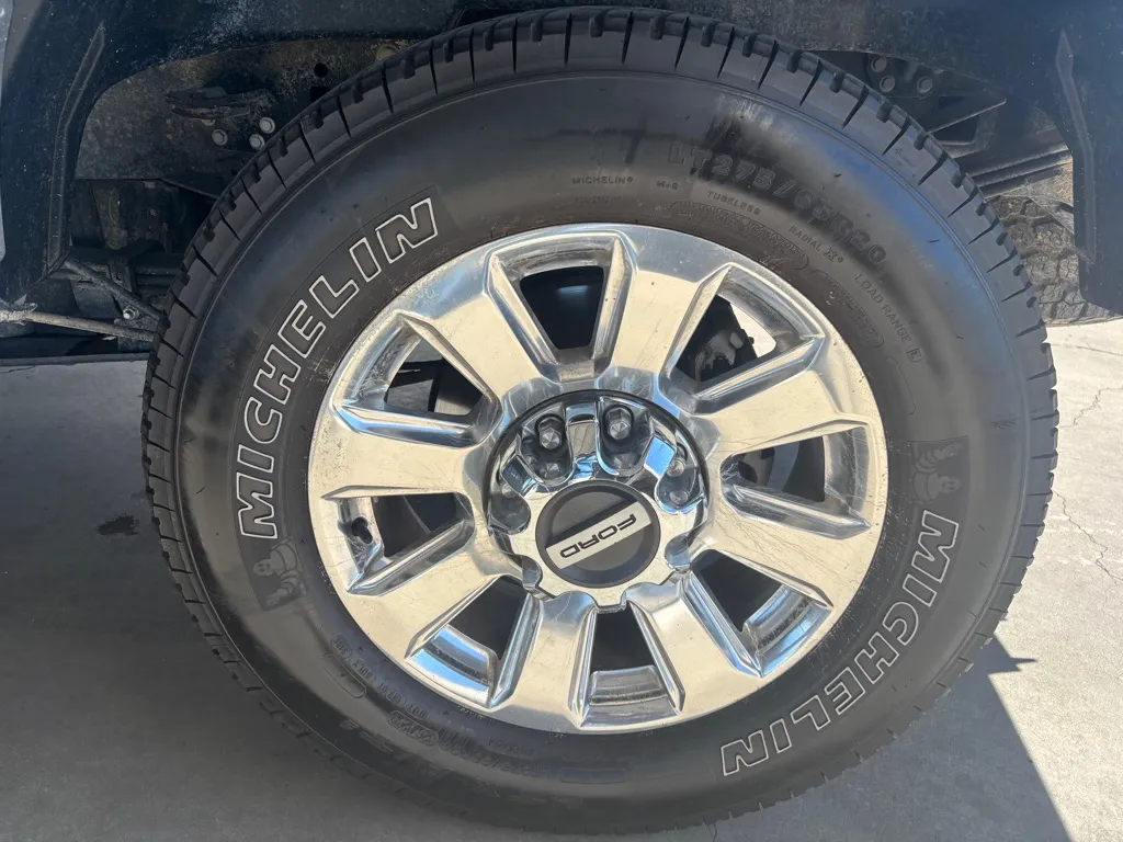 2022 Ford F-350 Super Duty Platinum - Photo 57