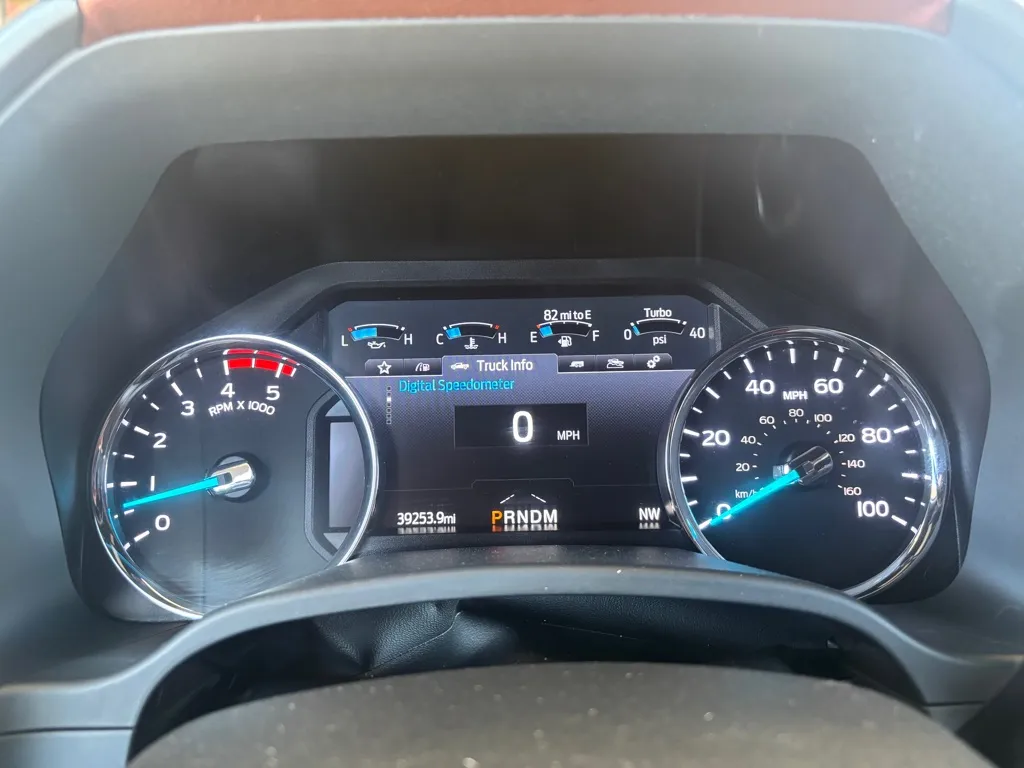 2022 Ford F-350 Super Duty Platinum - Photo 11