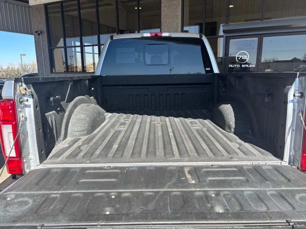 2022 Ford F-350 Super Duty Platinum - Photo 28