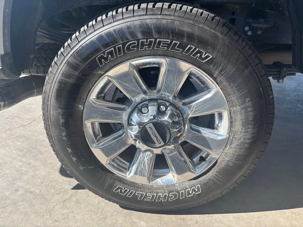 2022 Ford F-350 Super Duty Platinum - Photo 55