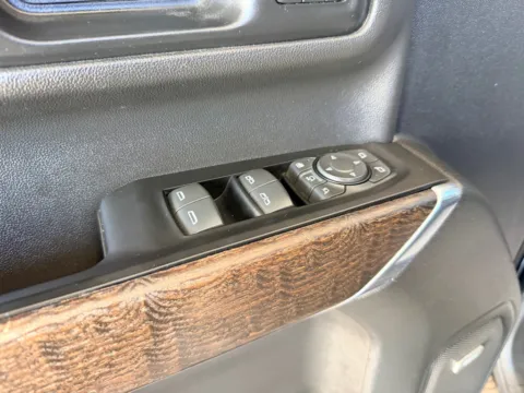 More photos of 2022 GMC SIERRA 2500 DENALI at 712 Auto Sales, NM