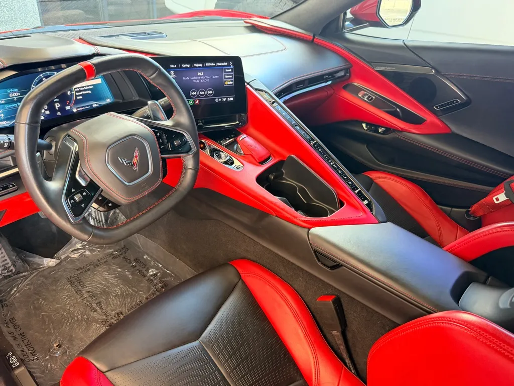 2023 Chevrolet Corvette 3LT - Photo 10
