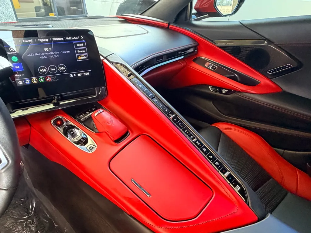 2023 Chevrolet Corvette 3LT - Photo 17