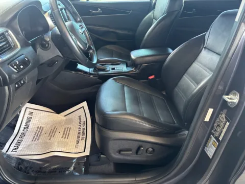 More photos of 2019 KIA SORENTO EX at 712 Auto Sales, NM
