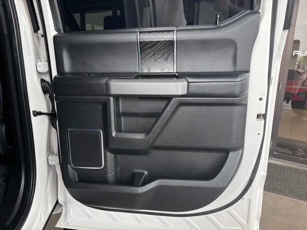 2019 Ford F-250 Super Duty Platinum - Photo 37