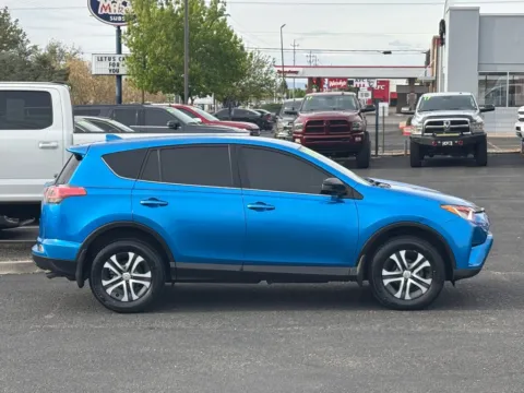 Another view of 2018 TOYOTA RAV4 LE for sale in Albuquerque, NM at 712 Auto Sales
