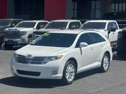 White 2011 TOYOTA VENZA FWD 4cyl for sale in Albuquerque, NM