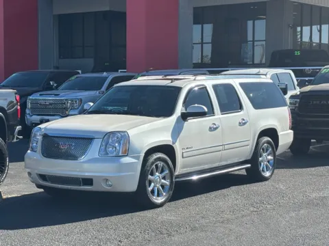 White 2013 GMC YUKON XL DENALI for sale in Albuquerque, NM