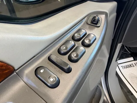 More photos of 2002 FORD F350 SRW SUPER DUTY at 712 Auto Sales, NM