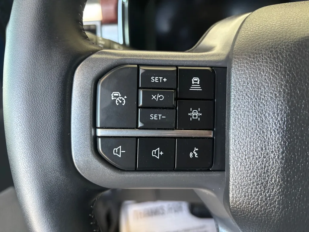 2023 Ford F-150 Lariat - Photo 10