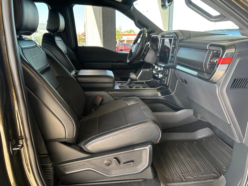 2024 Ford F-150 Raptor - Photo 39