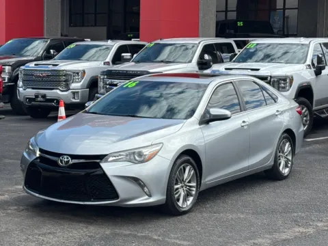 Silver 2016 TOYOTA CAMRY LE for sale in Albuquerque, NM