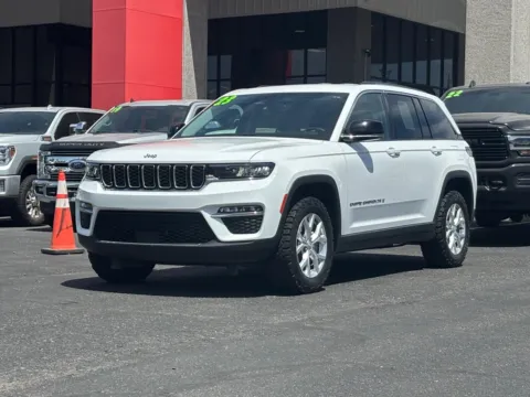 White 2023 JEEP GRAND CHEROKEE LIMITED for sale in Albuquerque, NM