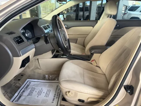More photos of 2006 MERCURY MILAN SEDAN at 712 Auto Sales, NM