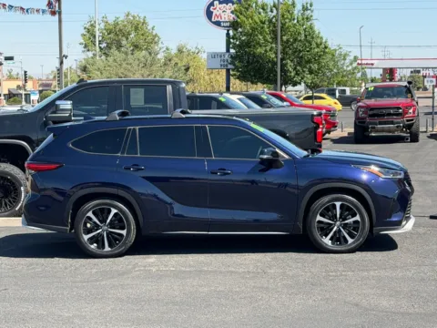 Another view of 2022 TOYOTA HIGHLANDER XSE for sale in Albuquerque, NM at 712 Auto Sales