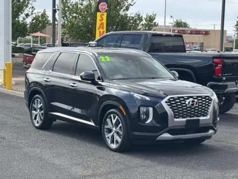 More photos of 2022 HYUNDAI PALISADE SEL at 712 Auto Sales, NM