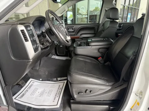 More photos of 2019 GMC SIERRA 2500 SLT at 712 Auto Sales, NM