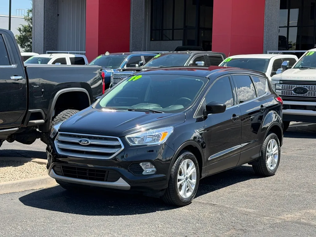2019 Ford Escape SE 4WD's photo