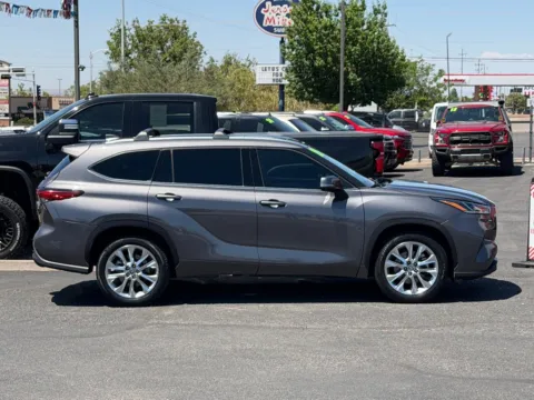 Another view of 2021 TOYOTA HIGHLANDER LIMITED for sale in Albuquerque, NM at 712 Auto Sales