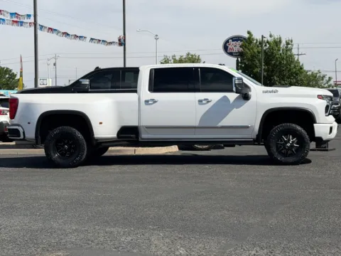 More photos of 2024 CHEVROLET SILVERADO 3500 HIGH COUNTRY at 712 Auto Sales, NM