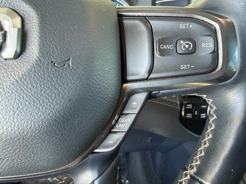 Ram 1500 photo 10