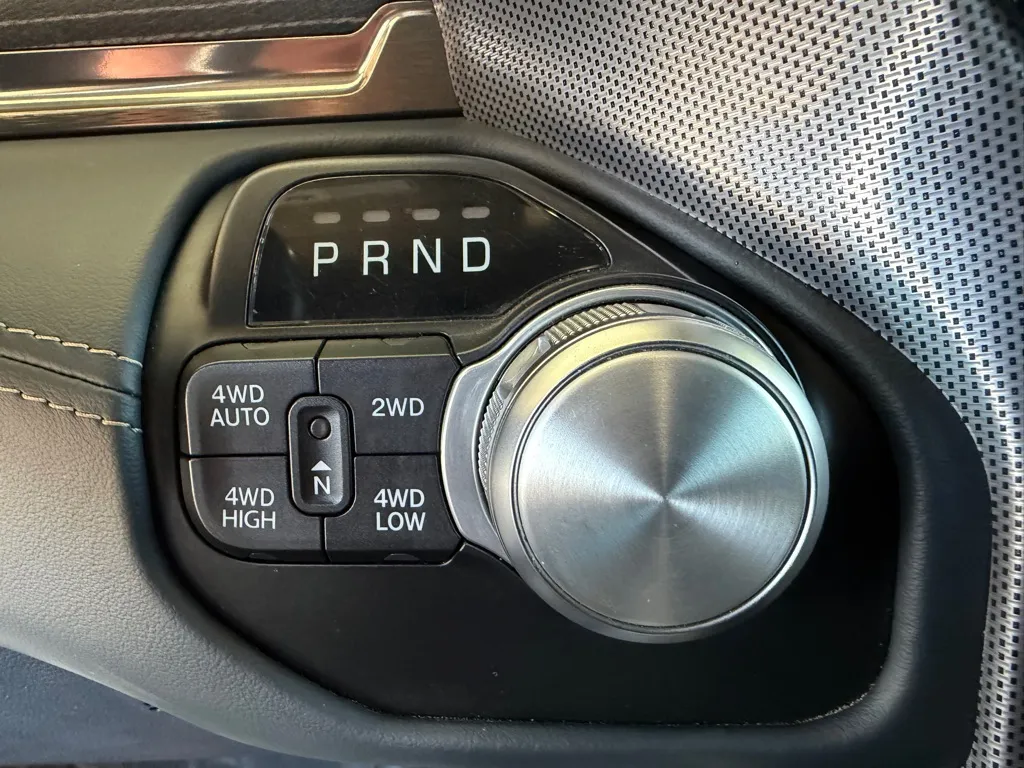 Ram 1500 photo 14